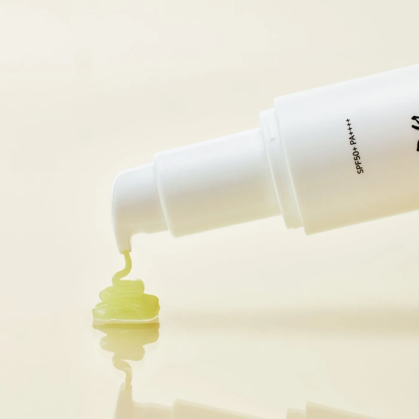 Ginseng Moist Sun Serum (SPF 50+ PA++++) product view