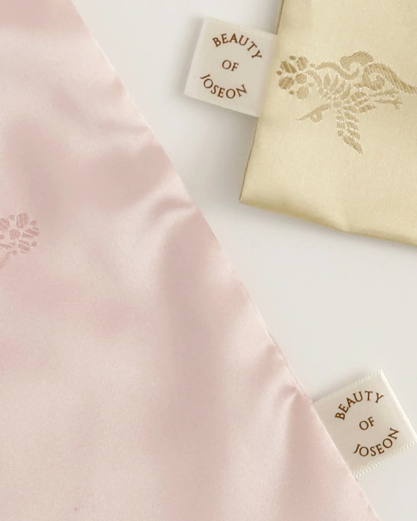 Lucky Pouch product view