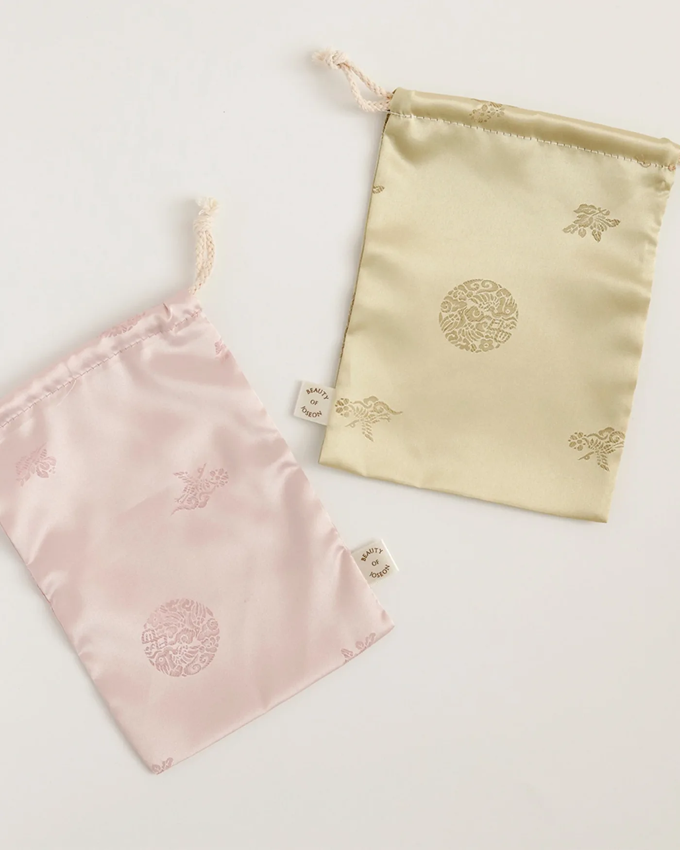 Lucky Pouch product view